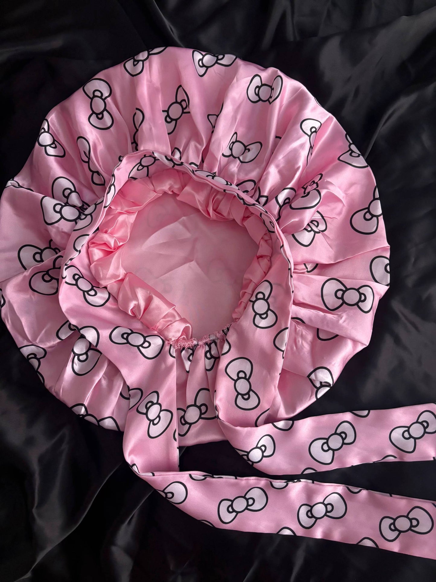 HK Kitty Bonnet Set
