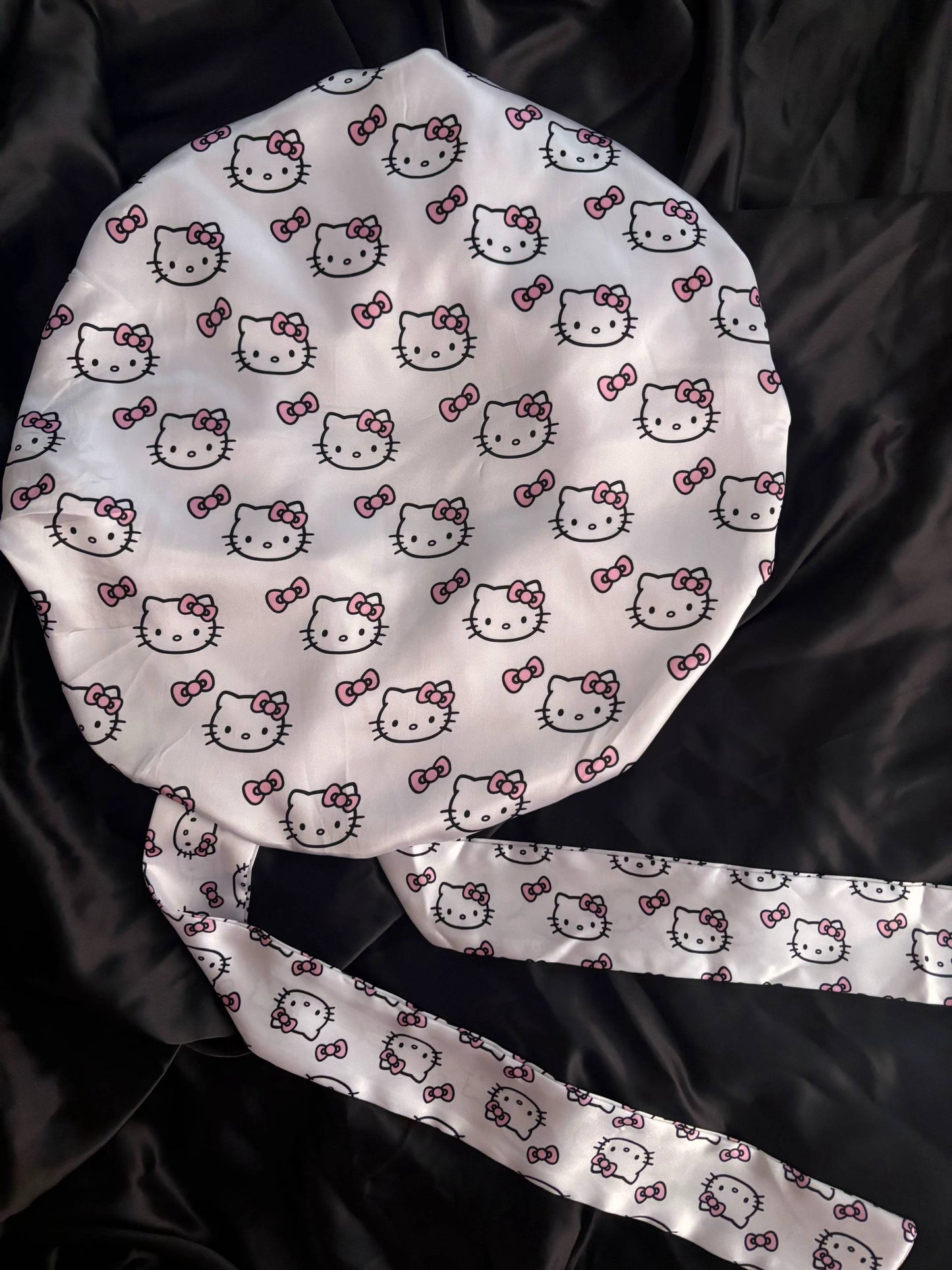 HK Kitty Bonnet Set